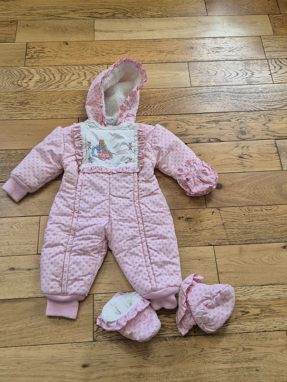 Vtg Beatrix Potter Quiltex Peter Rabbit Snowsuit 12M Mittens Booties Pink